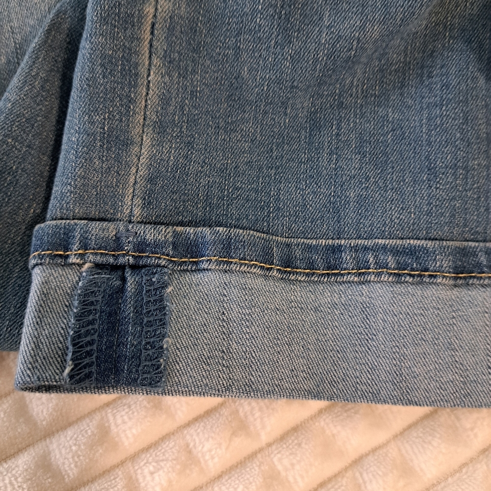 Levi's - Picture 5 of 7